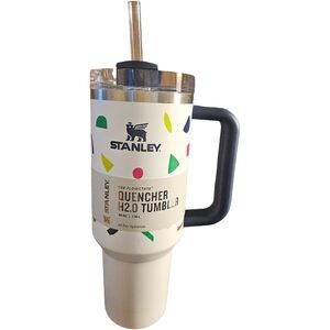 Stanley Quencher H2.0 FlowState 40 oz tumbler Target Exclusive White Abs Geo NWT